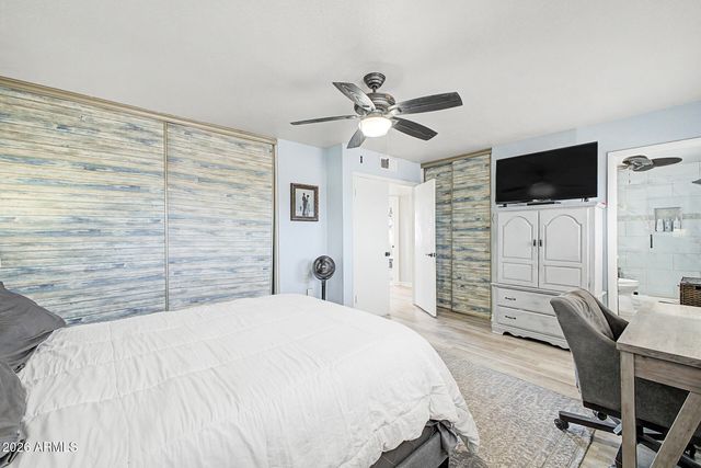 5240 W GARDEN Drive, Glendale, AZ 85304