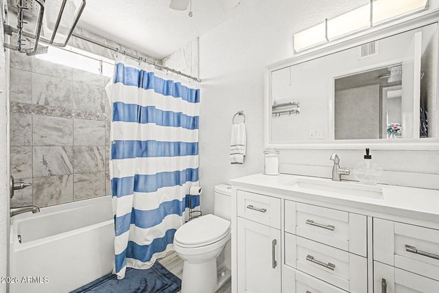 5240 W GARDEN Drive, Glendale, AZ 85304