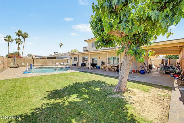 5240 W GARDEN Drive, Glendale, AZ 85304