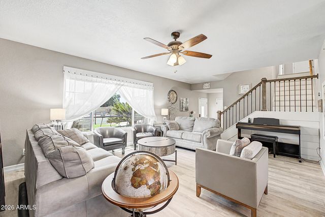 5240 W GARDEN Drive, Glendale, AZ 85304