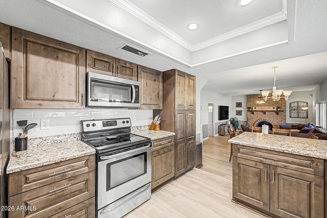 5240 W GARDEN Drive, Glendale, AZ 85304