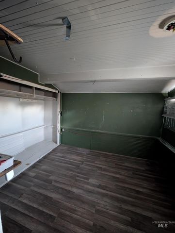 529 N 5th Ave, Twin Falls, ID 83301