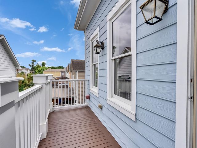 521 W 22nd Street, Houston, TX 77008