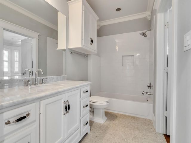 521 W 22nd Street, Houston, TX 77008