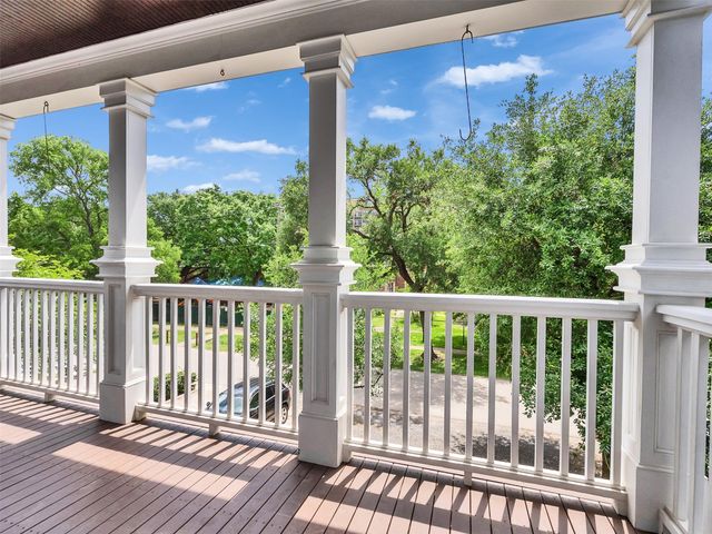 521 W 22nd Street, Houston, TX 77008