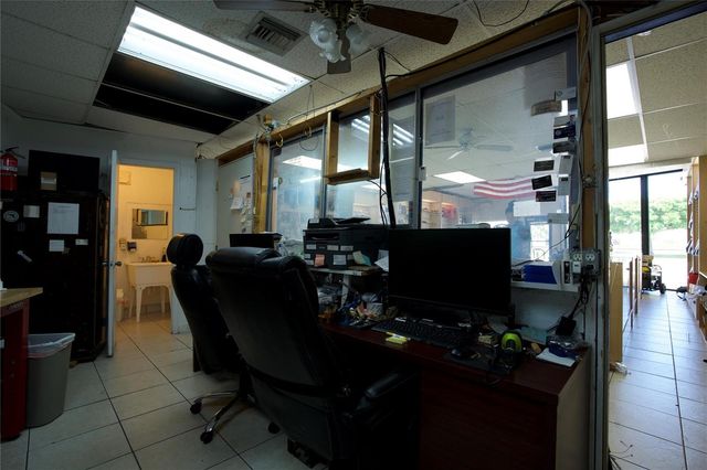 4581 N Dixie Highway, Deerfield Beach, FL 33064