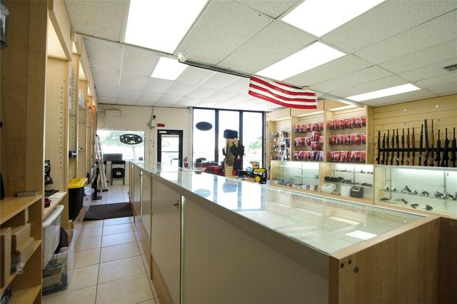 4581 N Dixie Highway, Deerfield Beach, FL 33064