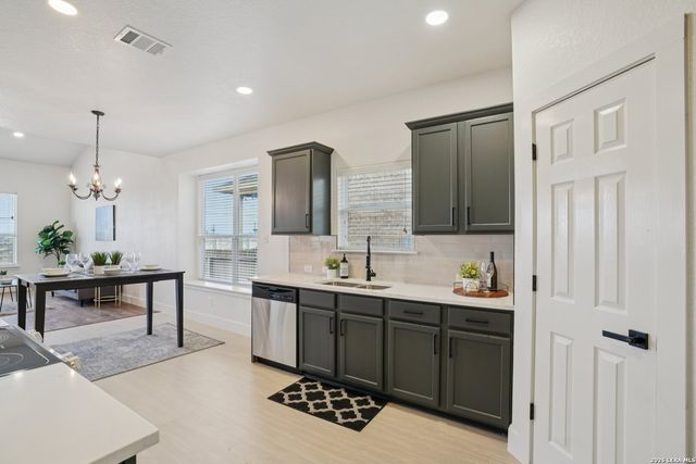 12147 Sugarberry, San Antonio, TX 78253