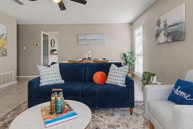 5001 Bama Drive, Arlington, TX 76017