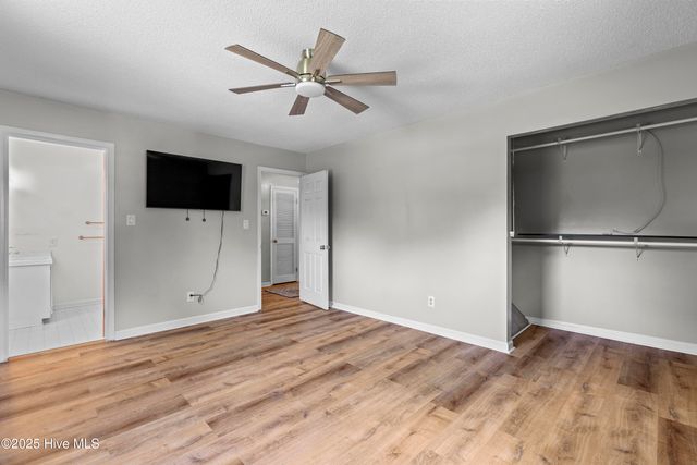 403 Scotsdale Drive, Jacksonville, NC 28546