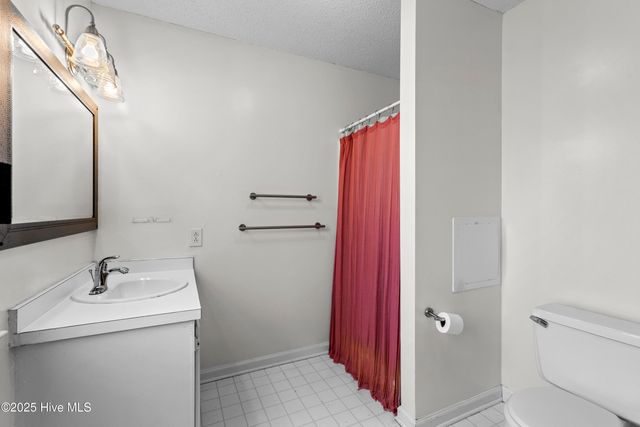 403 Scotsdale Drive, Jacksonville, NC 28546