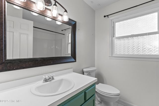 403 Scotsdale Drive, Jacksonville, NC 28546