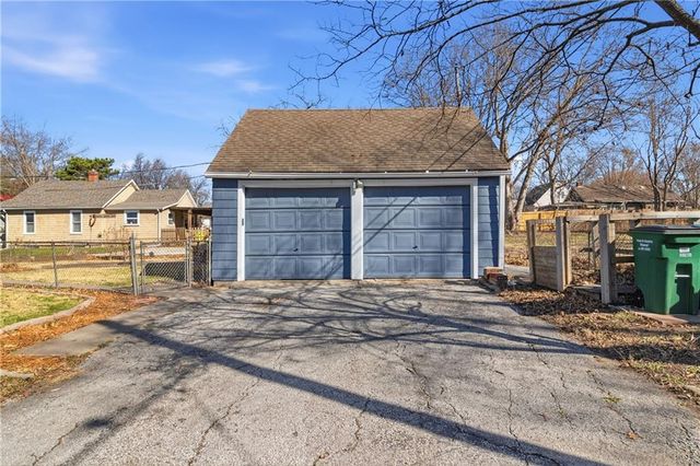 4771 Falmouth Street, Roeland Park, KS 66205