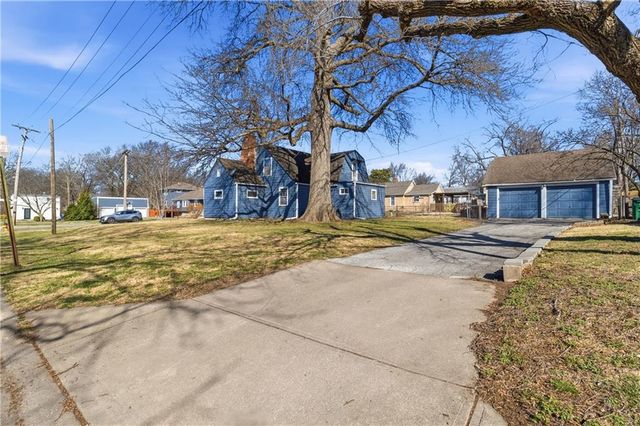 4771 Falmouth Street, Roeland Park, KS 66205