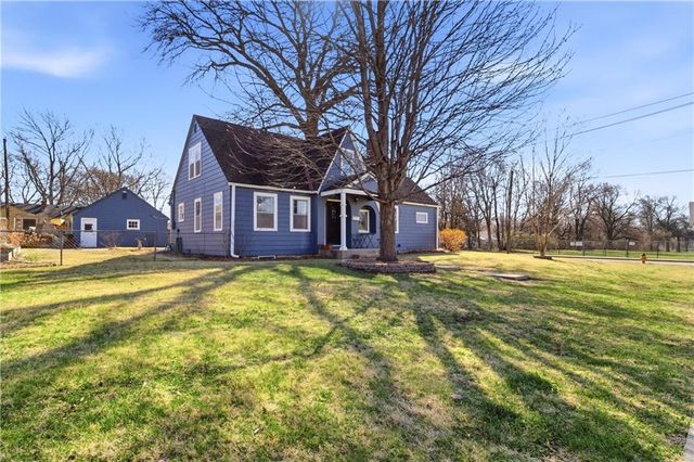 4771 Falmouth Street, Roeland Park, KS 66205