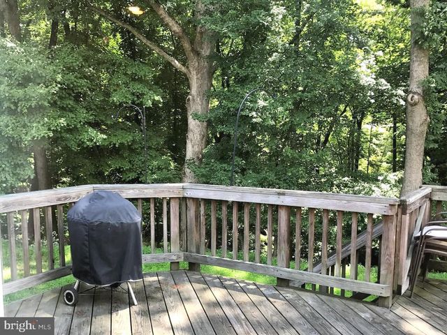 11120 LAKE BREEZE DR, North Potomac, MD 20878