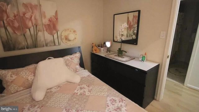 11120 LAKE BREEZE DR, North Potomac, MD 20878