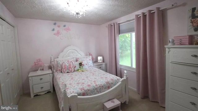 11120 LAKE BREEZE DR, North Potomac, MD 20878