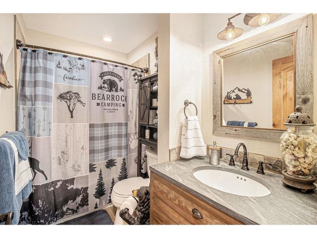 270 Choctaw Rd, Lyons, CO 80540