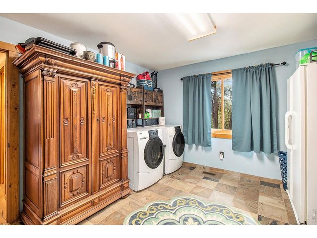 270 Choctaw Rd, Lyons, CO 80540