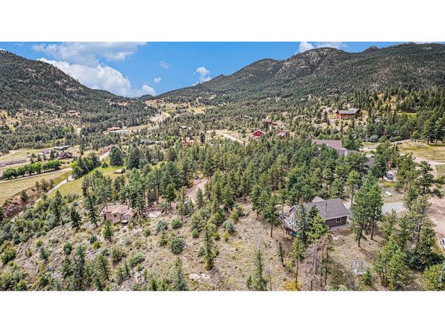 270 Choctaw Rd, Lyons, CO 80540