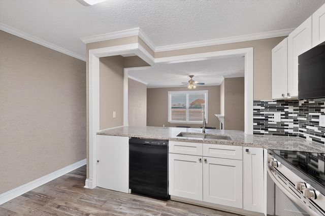 2200 E Trinity Mills Road 616, Carrollton, TX 75006