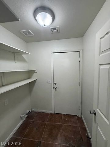 5115 Blossom Avenue, Las Vegas, NV 89142