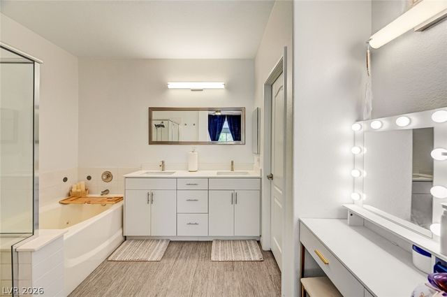 1728 Pacific Castle Place, Las Vegas, NV 89144