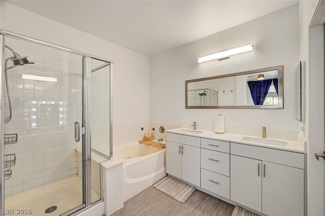 1728 Pacific Castle Place, Las Vegas, NV 89144