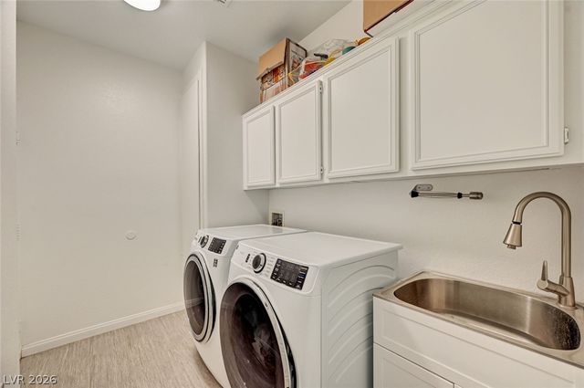 1728 Pacific Castle Place, Las Vegas, NV 89144