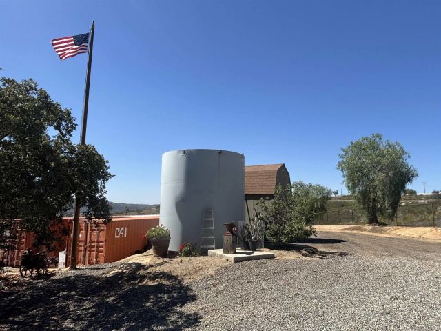 19987 Sunset Oaks Dr, Ramona, CA 92065