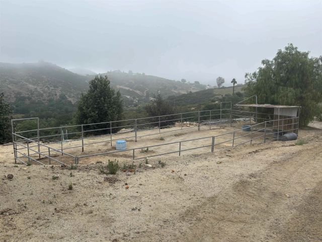19987 Sunset Oaks Dr, Ramona, CA 92065