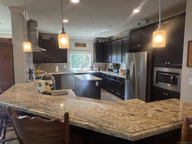 19987 Sunset Oaks Dr, Ramona, CA 92065