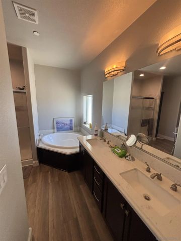 19987 Sunset Oaks Dr, Ramona, CA 92065
