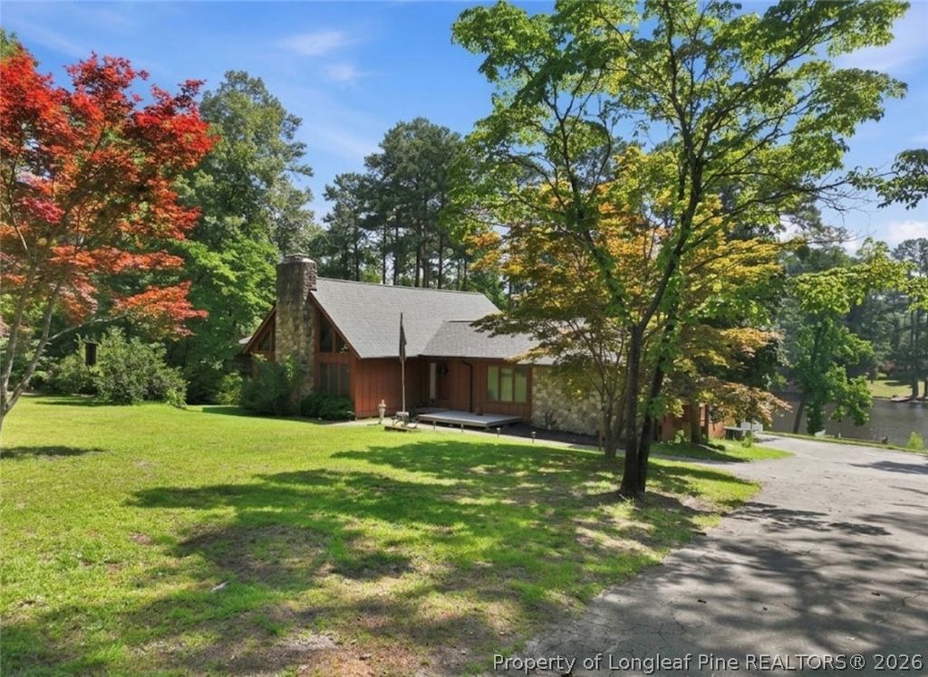 2107 Pinewood Terrace, Fayetteville, NC 28304 — exterior