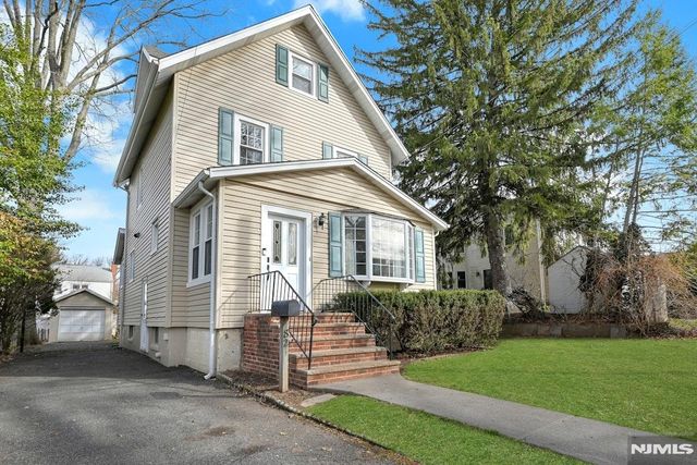 82 Blauvelt Avenue, Dumont, NJ 07628