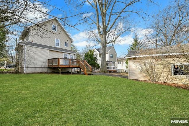 82 Blauvelt Avenue, Dumont, NJ 07628