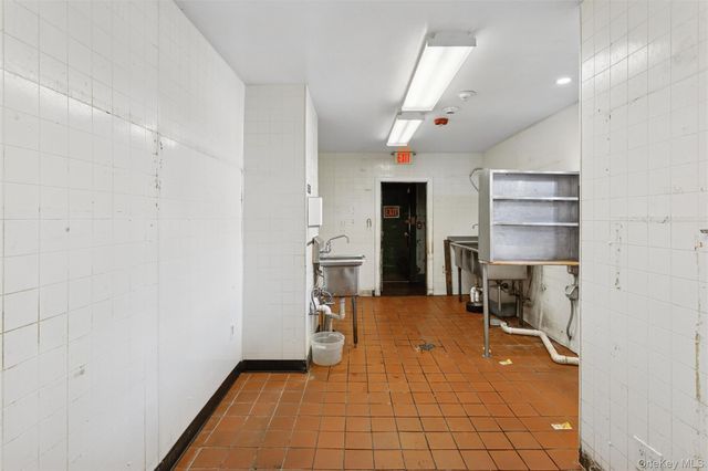 228 Merrick Road, Rockville Centre, NY 11570