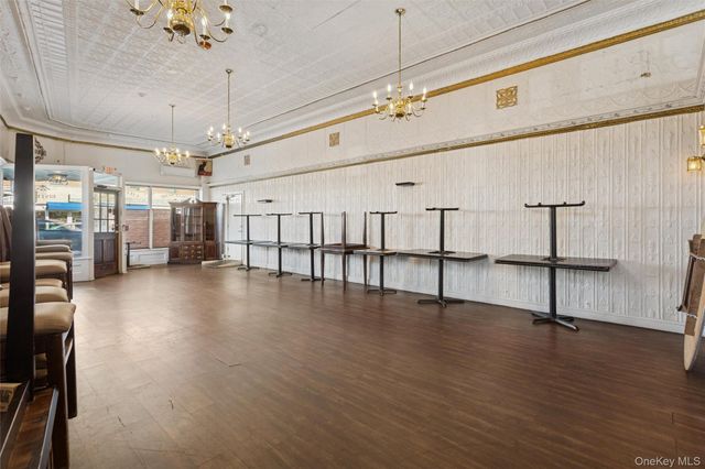 228 Merrick Road, Rockville Centre, NY 11570