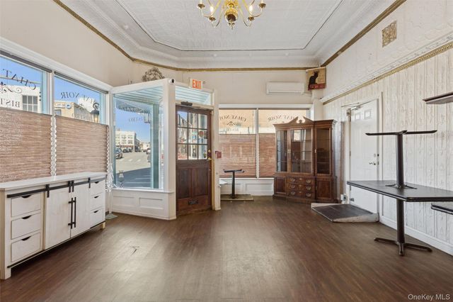 228 Merrick Road, Rockville Centre, NY 11570