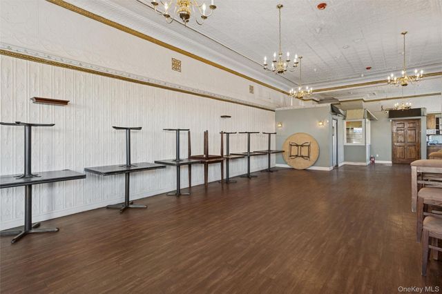 228 Merrick Road, Rockville Centre, NY 11570