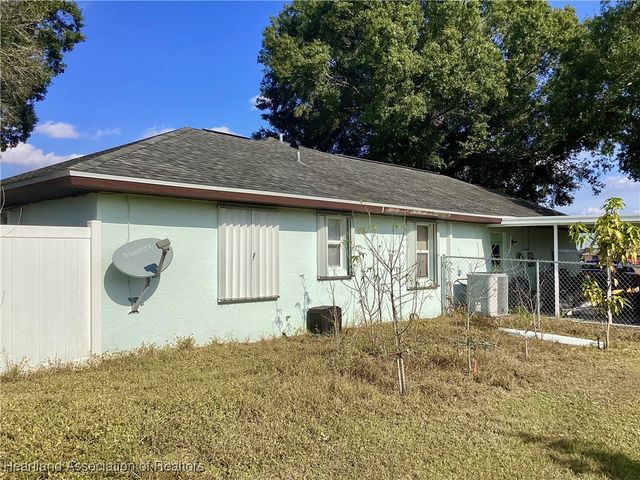 900 Winston Drive, Sebring, FL 33876