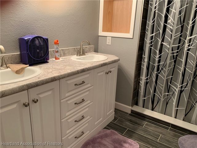 900 Winston Drive, Sebring, FL 33876