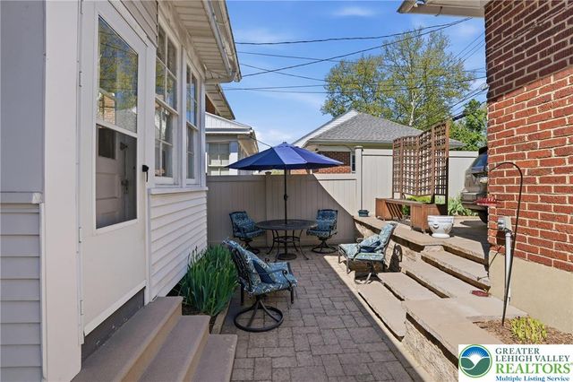 1350 Montrose Avenue, Bethlehem City, PA 18018