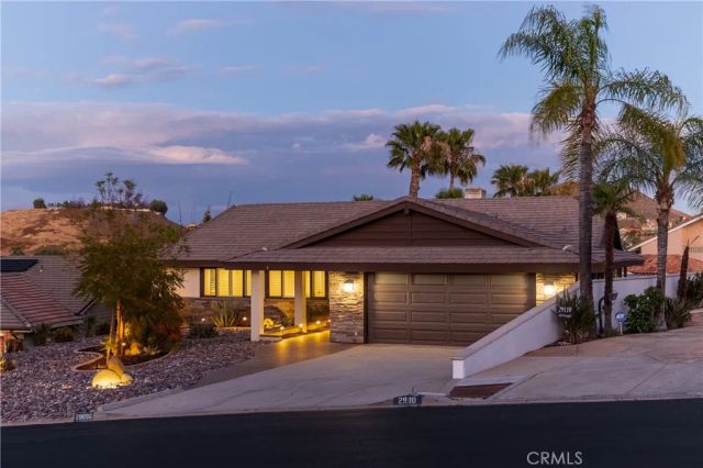 29096 Old Wrangler Road, Canyon Lake, CA 92587
