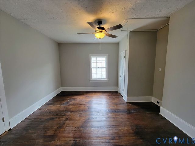 1223 Paul St, Petersburg, VA 23803