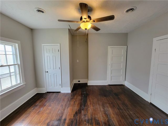 1223 Paul St, Petersburg, VA 23803