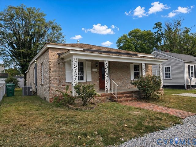 1223 Paul St, Petersburg, VA 23803