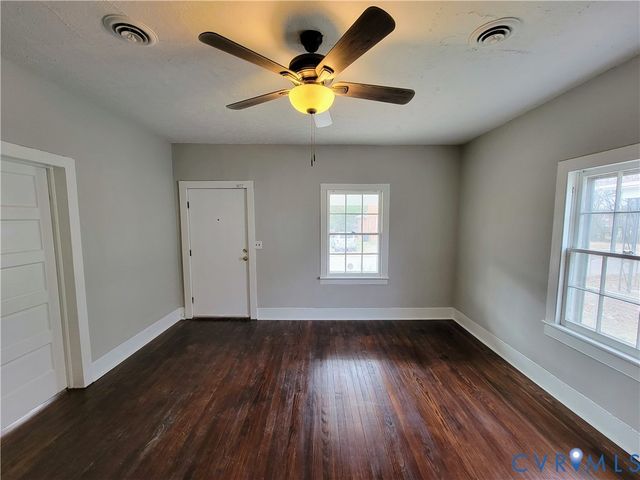 1223 Paul St, Petersburg, VA 23803