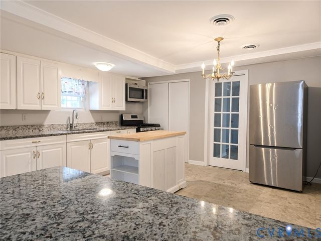 1223 Paul St, Petersburg, VA 23803